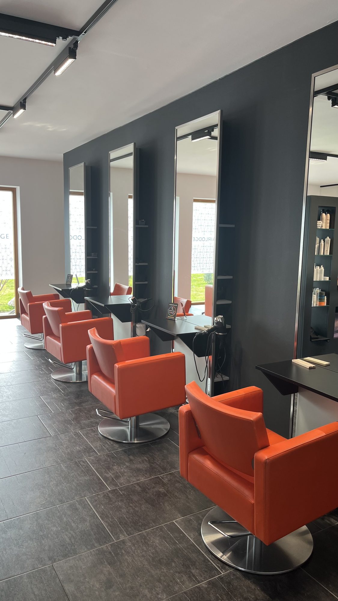 HAIRLODGE Ebbs, a look inside the salon (impression3)