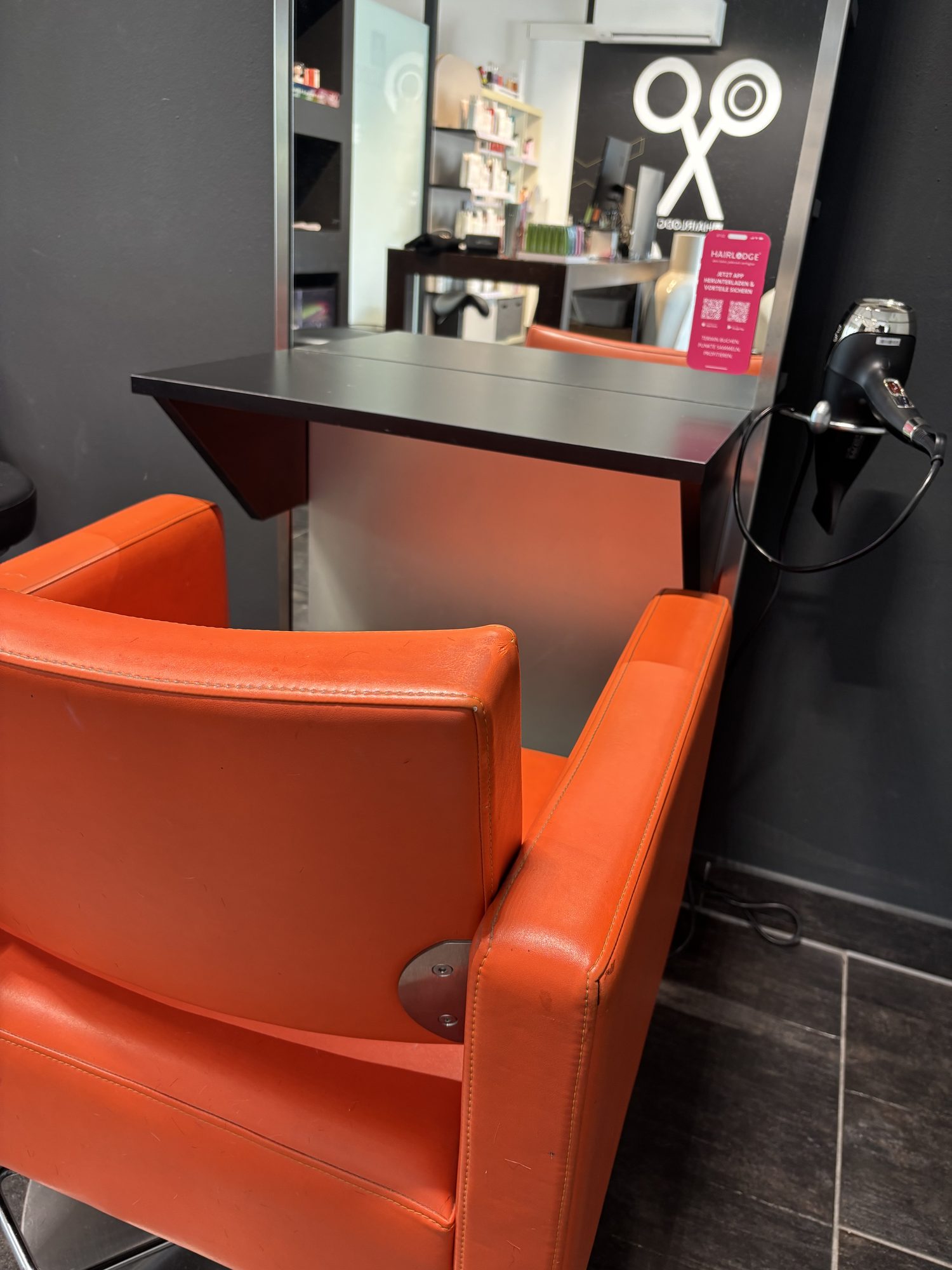 HAIRLODGE Ebbs, a look inside the salon (impression16)