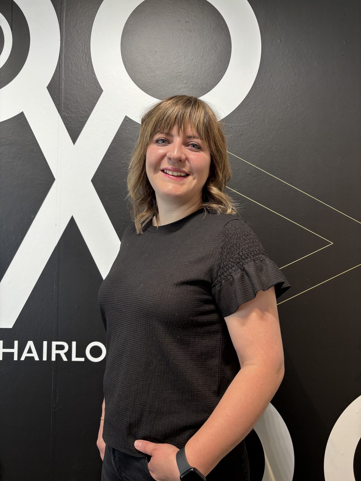 Lisa, stylist at HAIRLODGE Ebbs